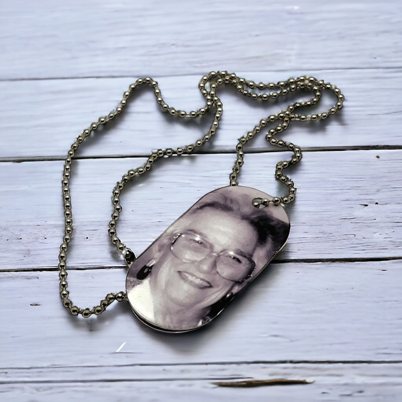 Personalized Double-Sided Photo Dog Tag Necklace with 24" Ball Chain - Customizable Gift for Any Occasion